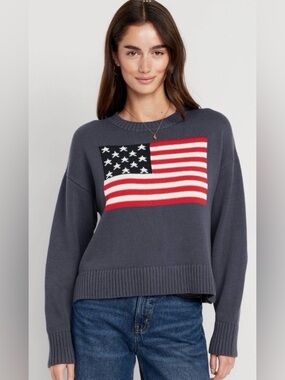 Old Navy Gray Crewneck Sweater with American Flag Knit
